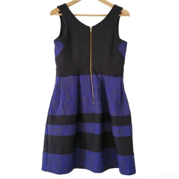 Oleg Cassini Sleeveless Pleated Brocade Dress Size 8. - Picture 5 of 8